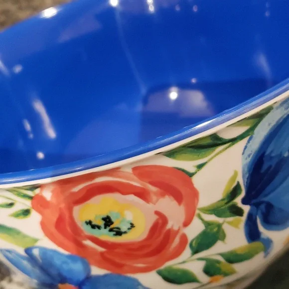 Set of 3 Pioneer Woman Nesting Bowls and Lids - Picture 4 of 5